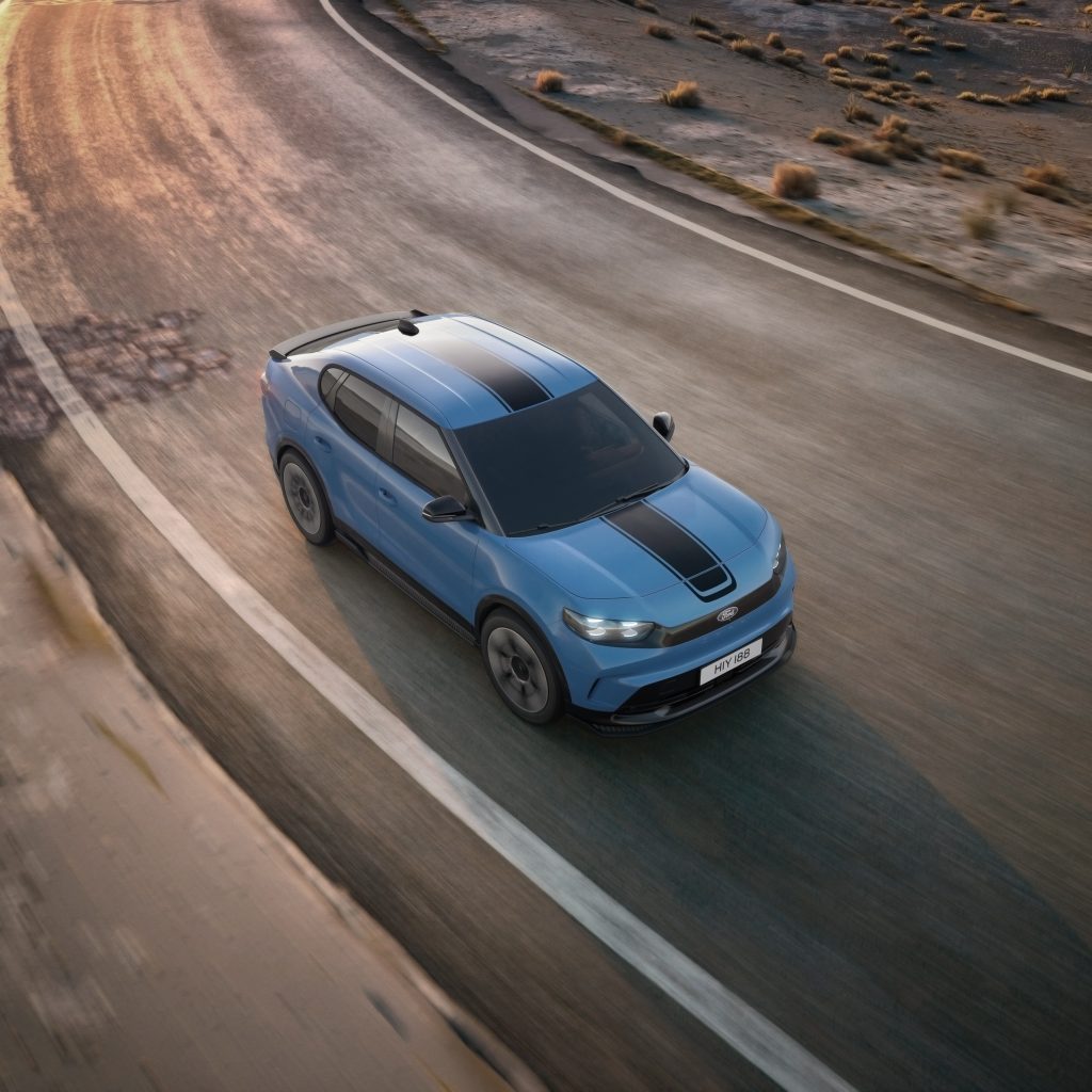 Ford Capri primește o baterie LFP, autonomie mai mare, One Pedal, tehnologii de ultimă generație și un nou sistem de operare